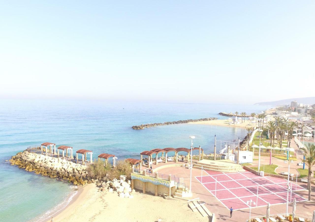 Balfour Sea View City Center Nahariya Exteriör bild